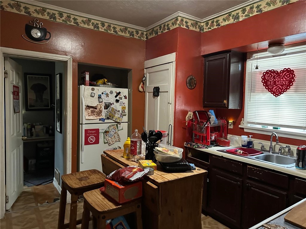 256 Augustine Street Rochester, NY 14613 - Photo 5 of 12