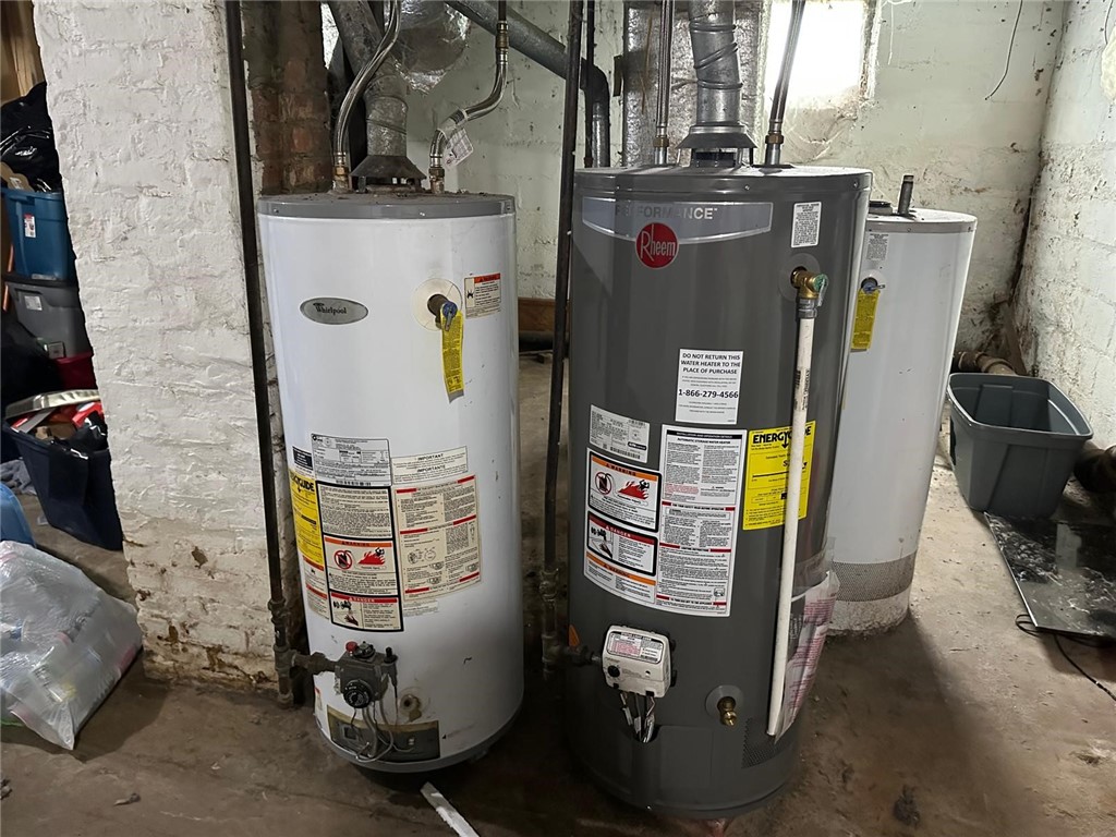 256 Augustine Street Rochester, NY 14613 - Photo 10 of 12