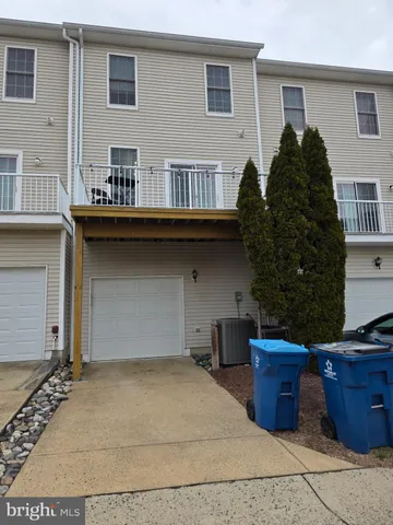 a house view with a outdoor space