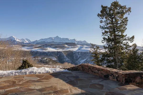 a picture of water heater room