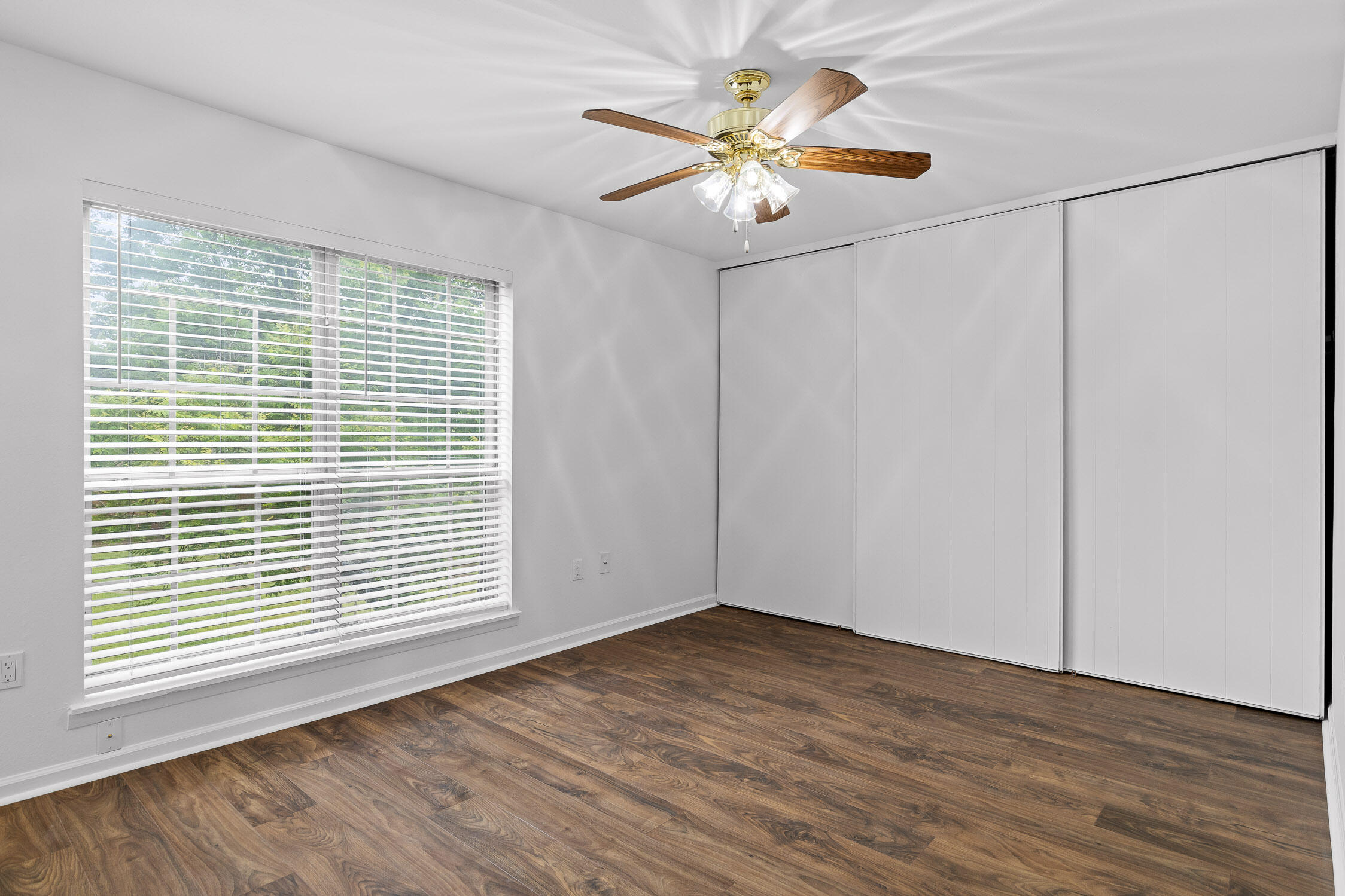 900 Mountain Creek Road, Unit P235 Chattanooga, TN 37405 - Photo 23 of 30 16-Mountain Creek-16