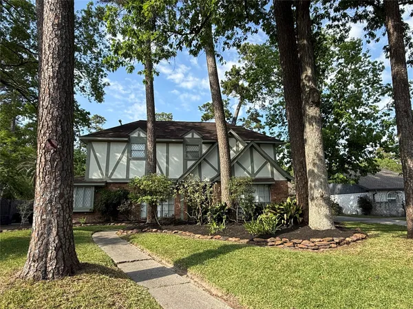 $2,400 | 1931 Pine River Drive, Houston, TX 77339