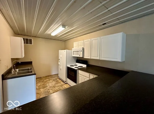 $3,450 | 2908 County Road 1000 South, Mooresville, IN 46158