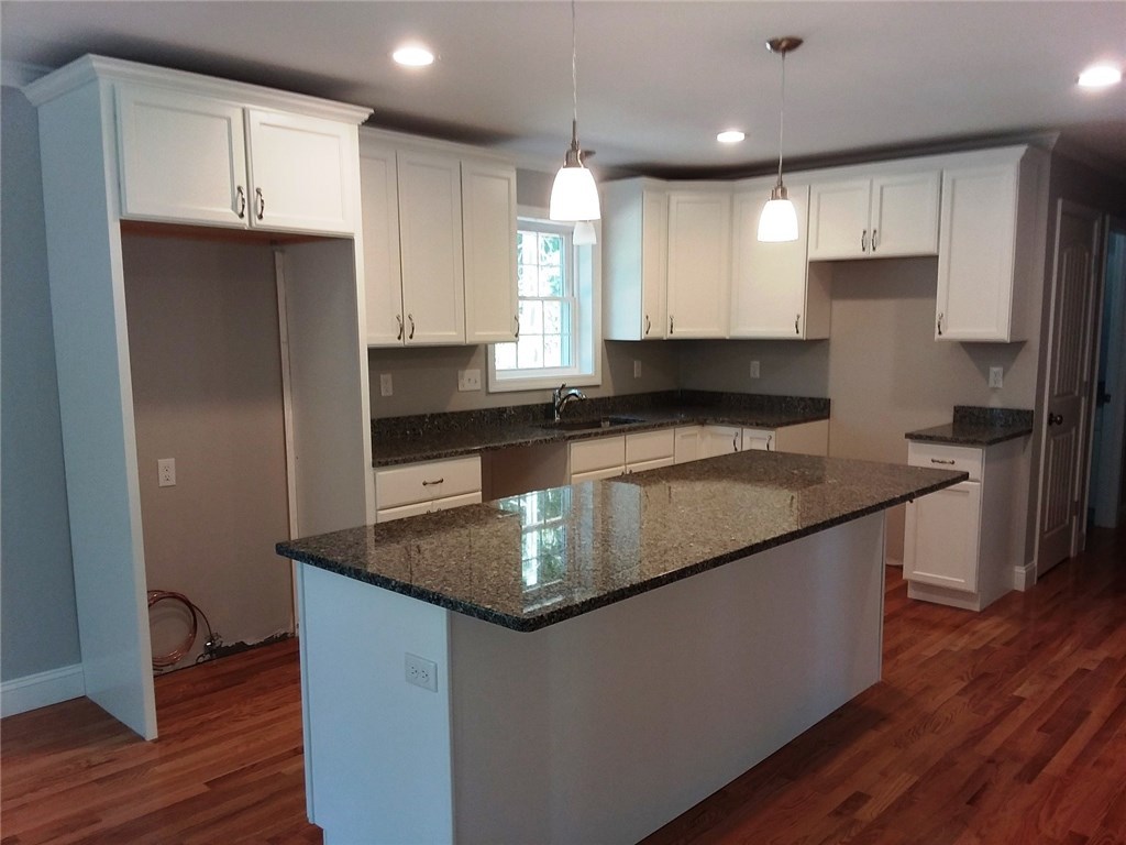 1 Sawmill Road Hopkinton, RI 02832 - Photo 7 of 13 Kitchen