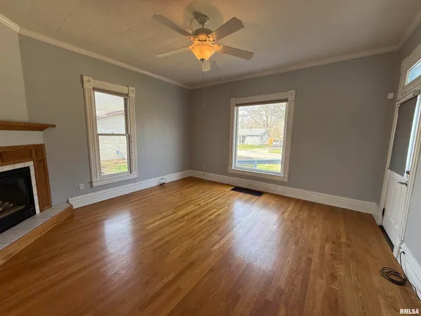 $94,900 | 425 East Franklin Street, Macomb, IL 61455
