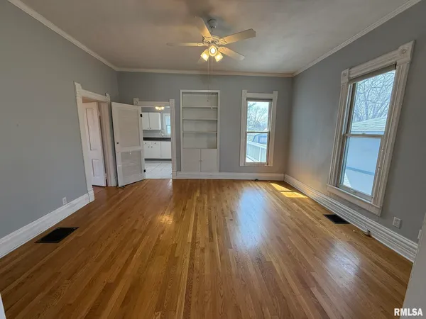 $94,900 | 425 East Franklin Street, Macomb, IL 61455