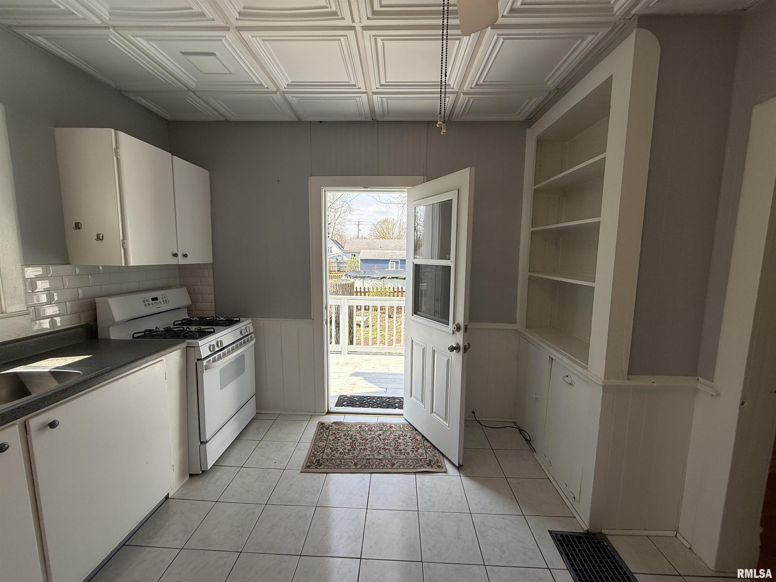425 East Franklin Street Macomb, IL 61455 - Photo 8 of 27