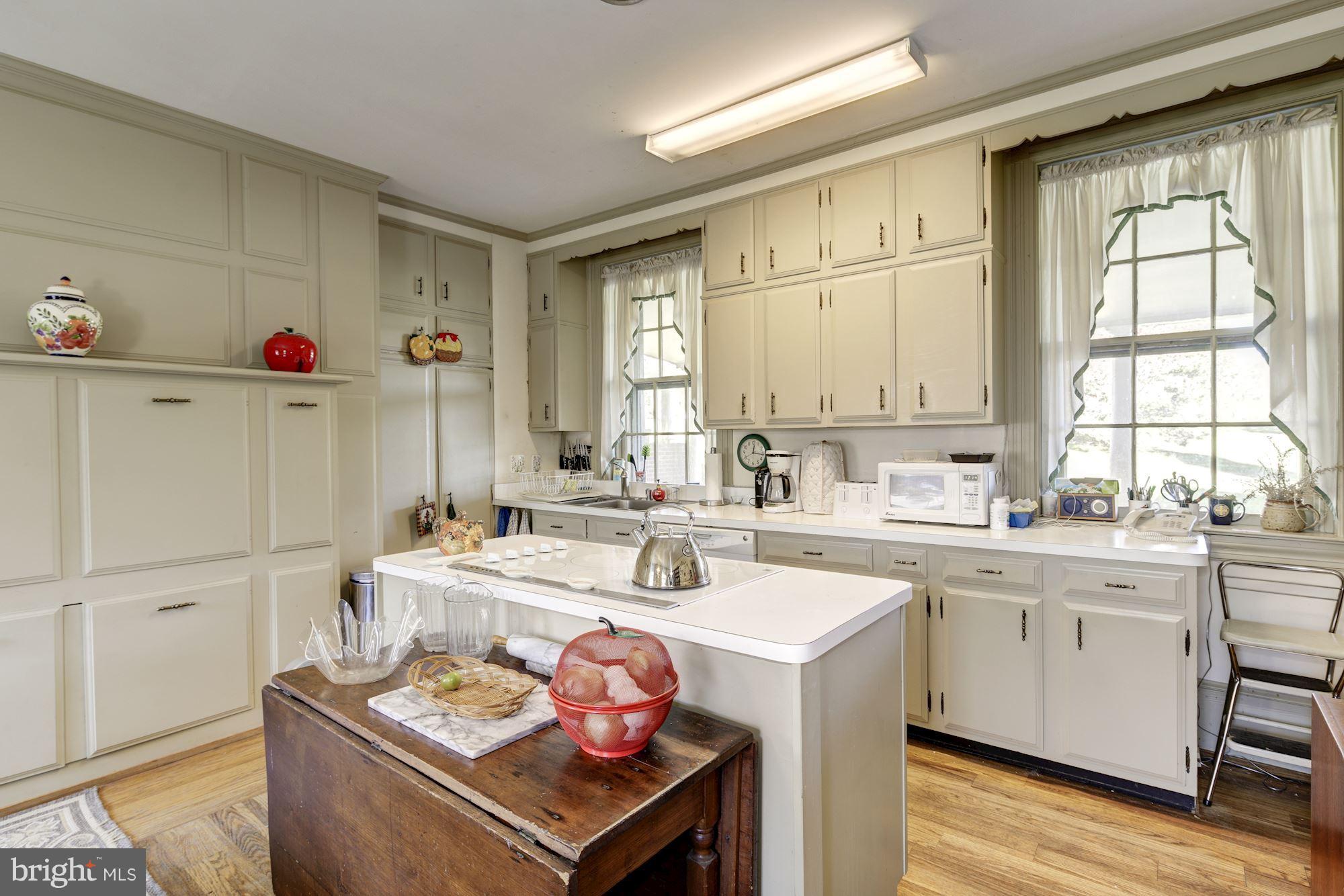 16449 Ed Warfield Road Woodbine, MD 21797 - Photo 29 of 102 Kitchen