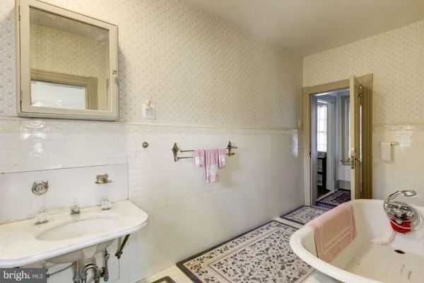$3,900,000 | 16449 Ed Warfield Road, Woodbine, MD 21797