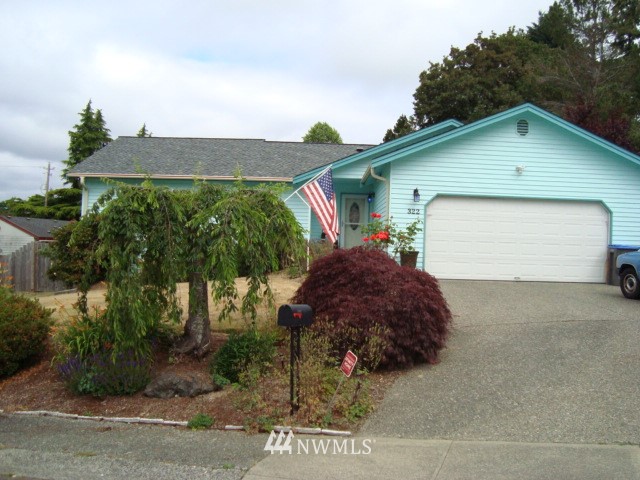 322 Yew Street Bremerton, WA 98310 - Photo 1 of 25 Gallery Image 1