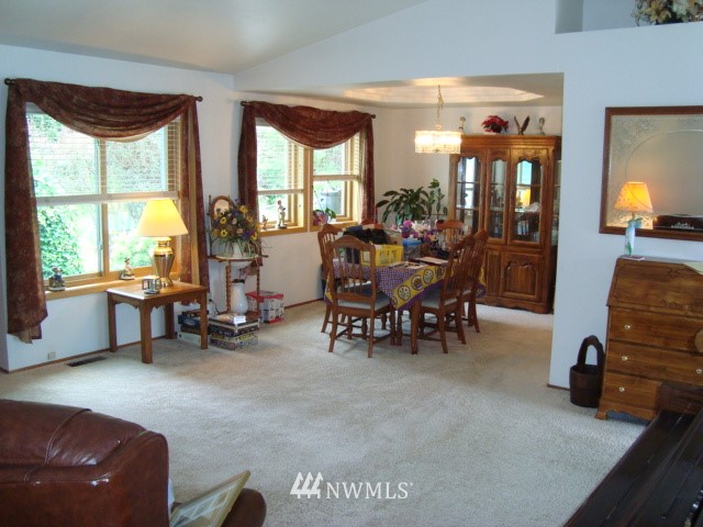 322 Yew Street Bremerton, WA 98310 - Photo 17 of 25 Gallery Image 17