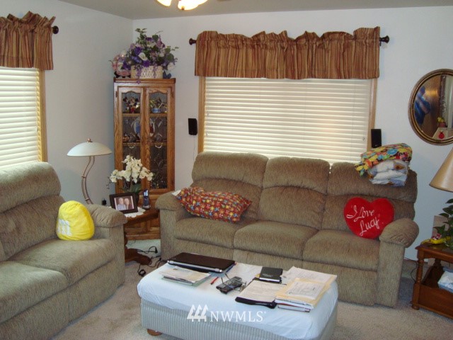 322 Yew Street Bremerton, WA 98310 - Photo 23 of 25 Gallery Image 23