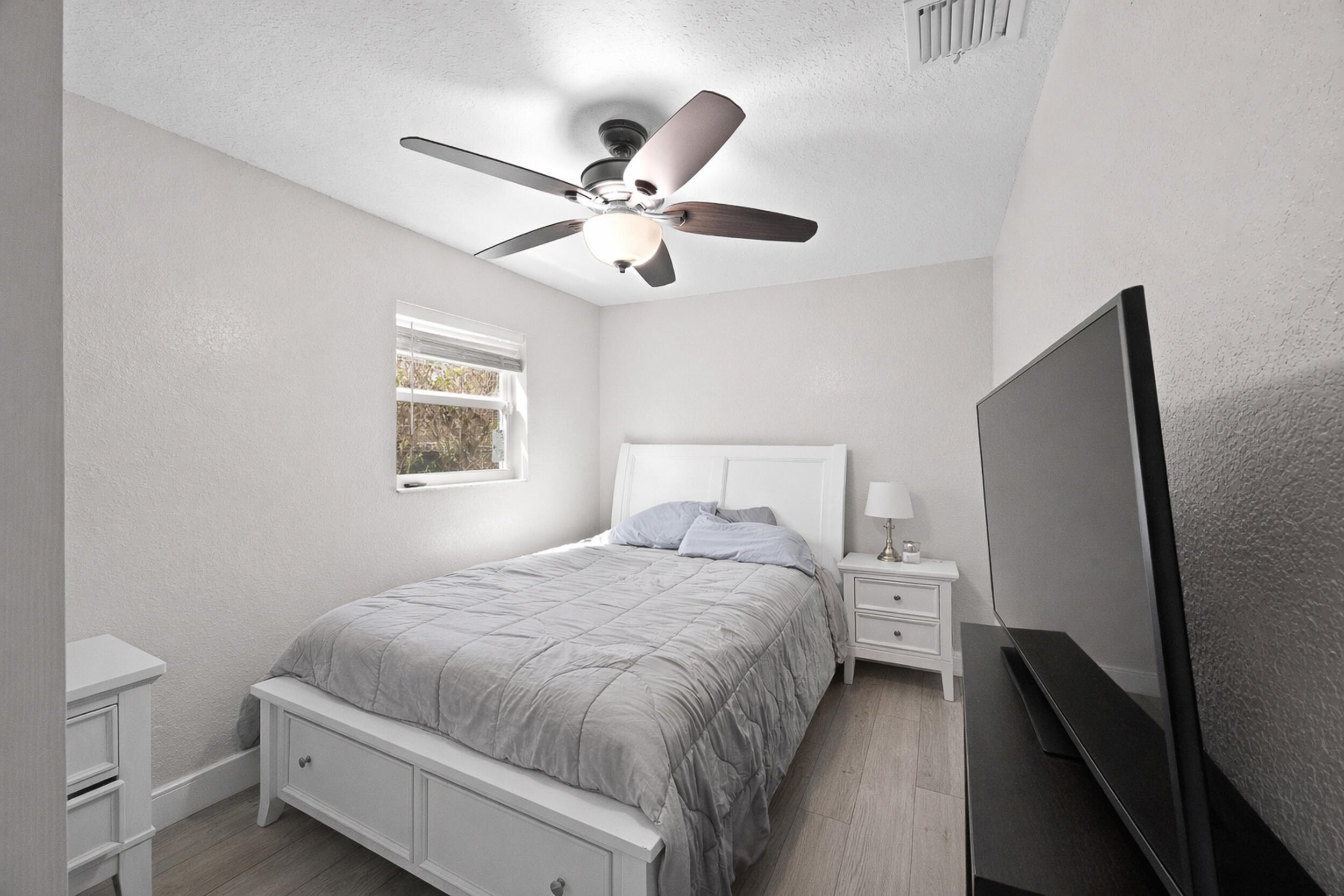 2517 Southeast Normand Street Stuart, FL 34997 - Photo 9 of 18 14_edit2