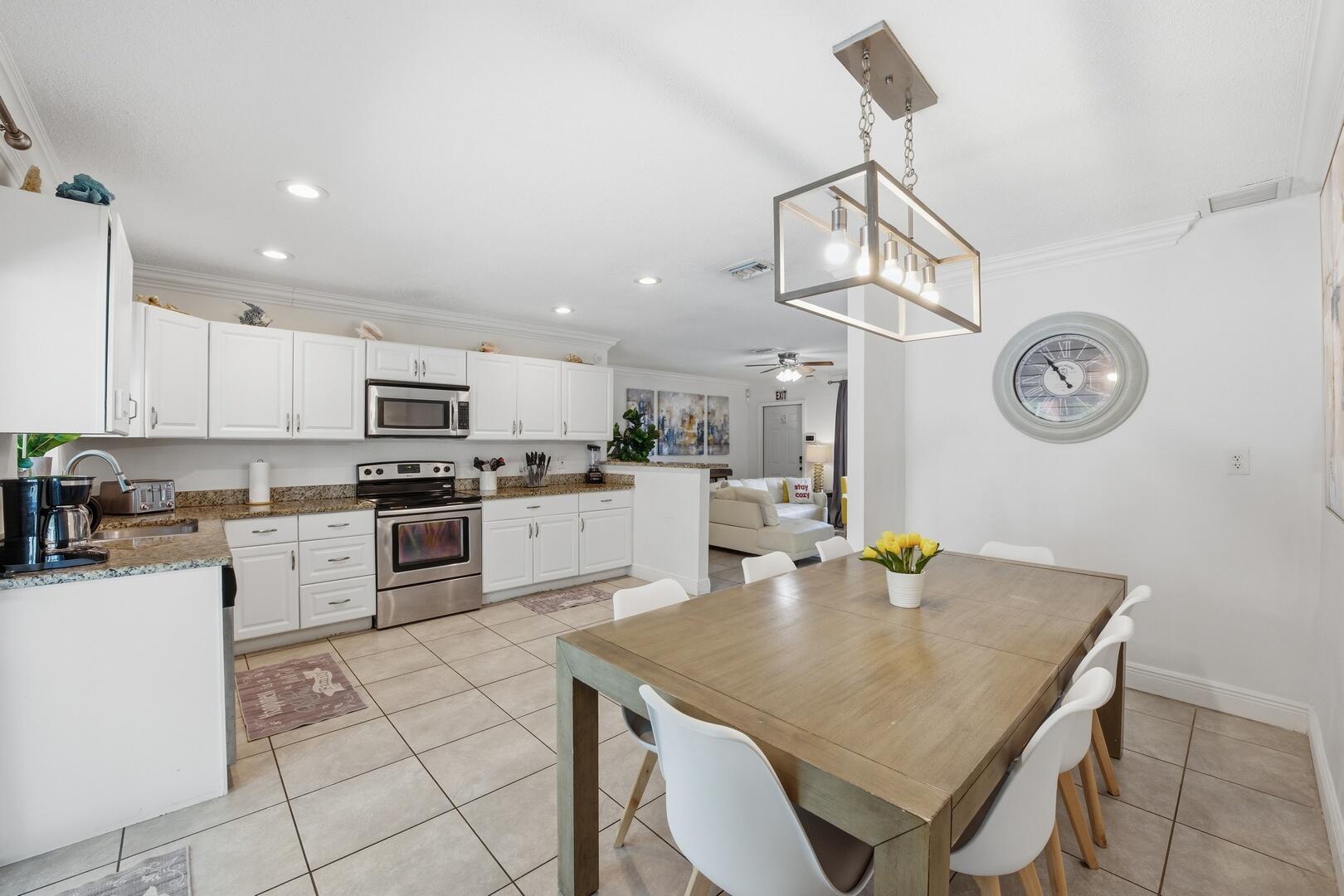 2788 Lake Ida Road Delray Beach, FL 33445 - Photo 13 of 39 Updated Kitchen