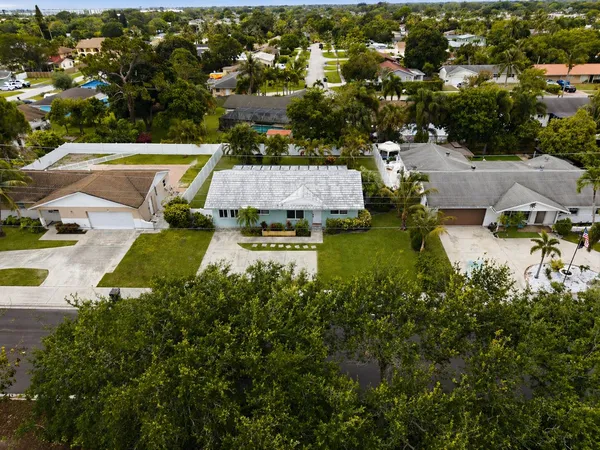 $529,900 | 2788 Lake Ida Road, Delray Beach, FL 33445
