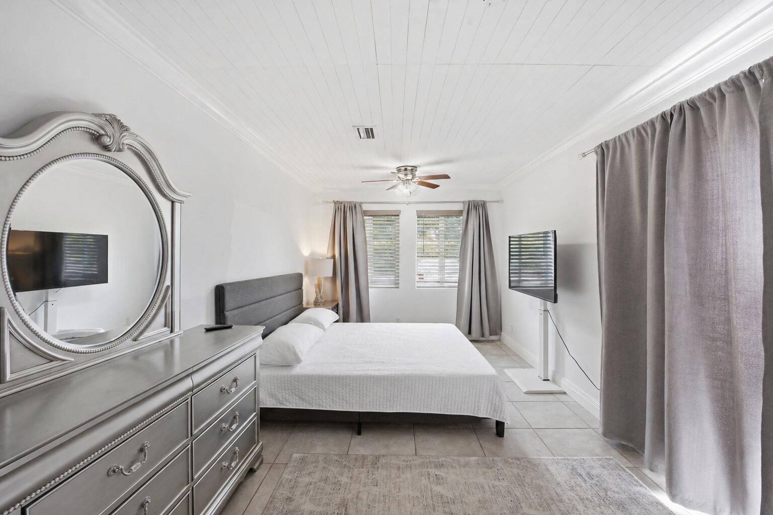 2788 Lake Ida Road Delray Beach, FL 33445 - Photo 17 of 39 Neutral Decor