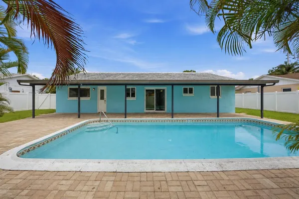 $529,900 | 2788 Lake Ida Road, Delray Beach, FL 33445