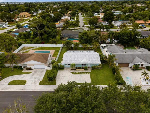 $529,900 | 2788 Lake Ida Road, Delray Beach, FL 33445