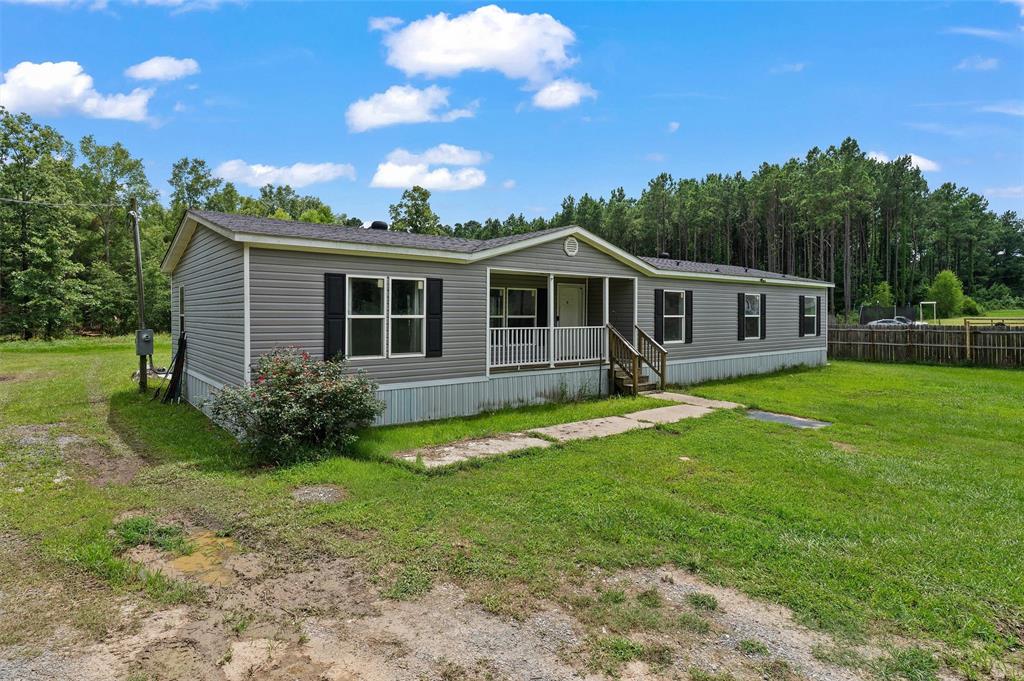 310 Merrill Lane Benton, LA 71006 - Photo 3 of 28