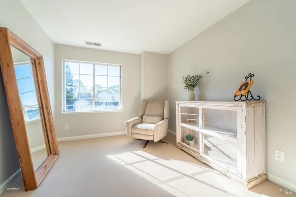 $5,000 | 517 Leafhaven Lane, Windsor, CA 95492