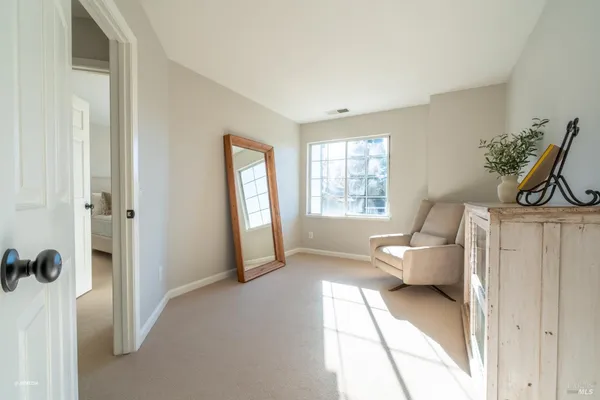 $5,000 | 517 Leafhaven Lane, Windsor, CA 95492