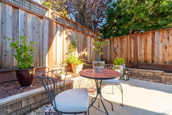 $5,000 | 517 Leafhaven Lane, Windsor, CA 95492