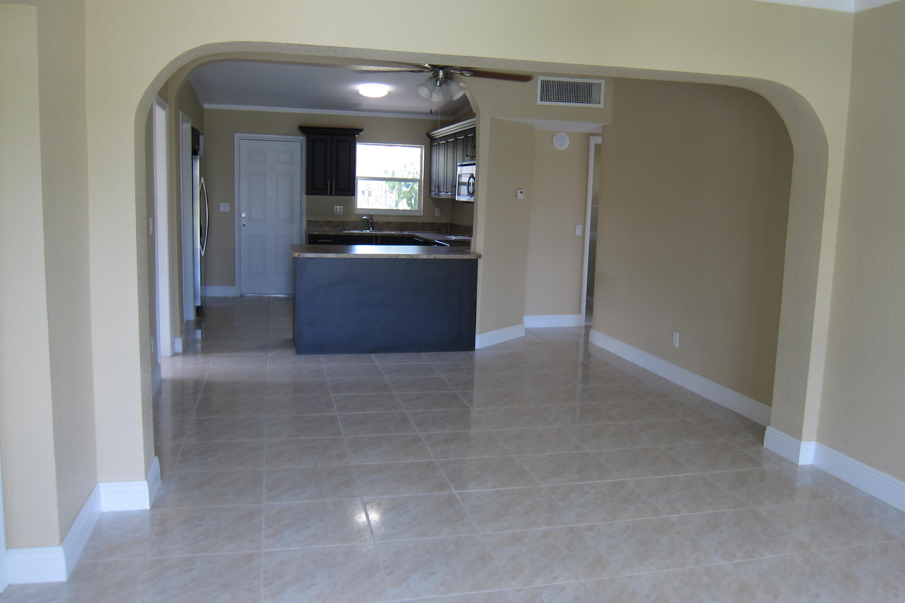 521 Brown Road Lantana, FL 33462 - Photo 3 of 21 006