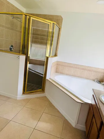 $2,300 | 207 Alcantarra Street Northwest, Palm Bay, FL 32907