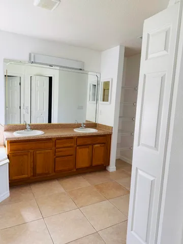 $2,300 | 207 Alcantarra Street Northwest, Palm Bay, FL 32907