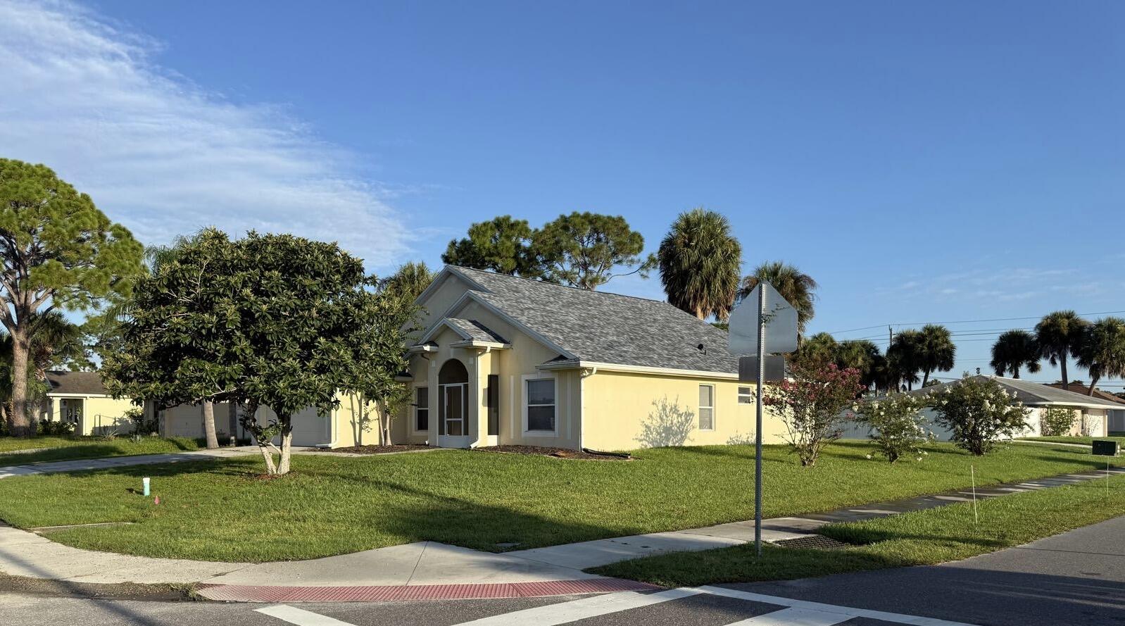 207 Alcantarra Street Northwest Palm Bay, FL 32907 - Photo 23 of 23 79716ba4-a57e-47c3-84a0-062e9e93e488