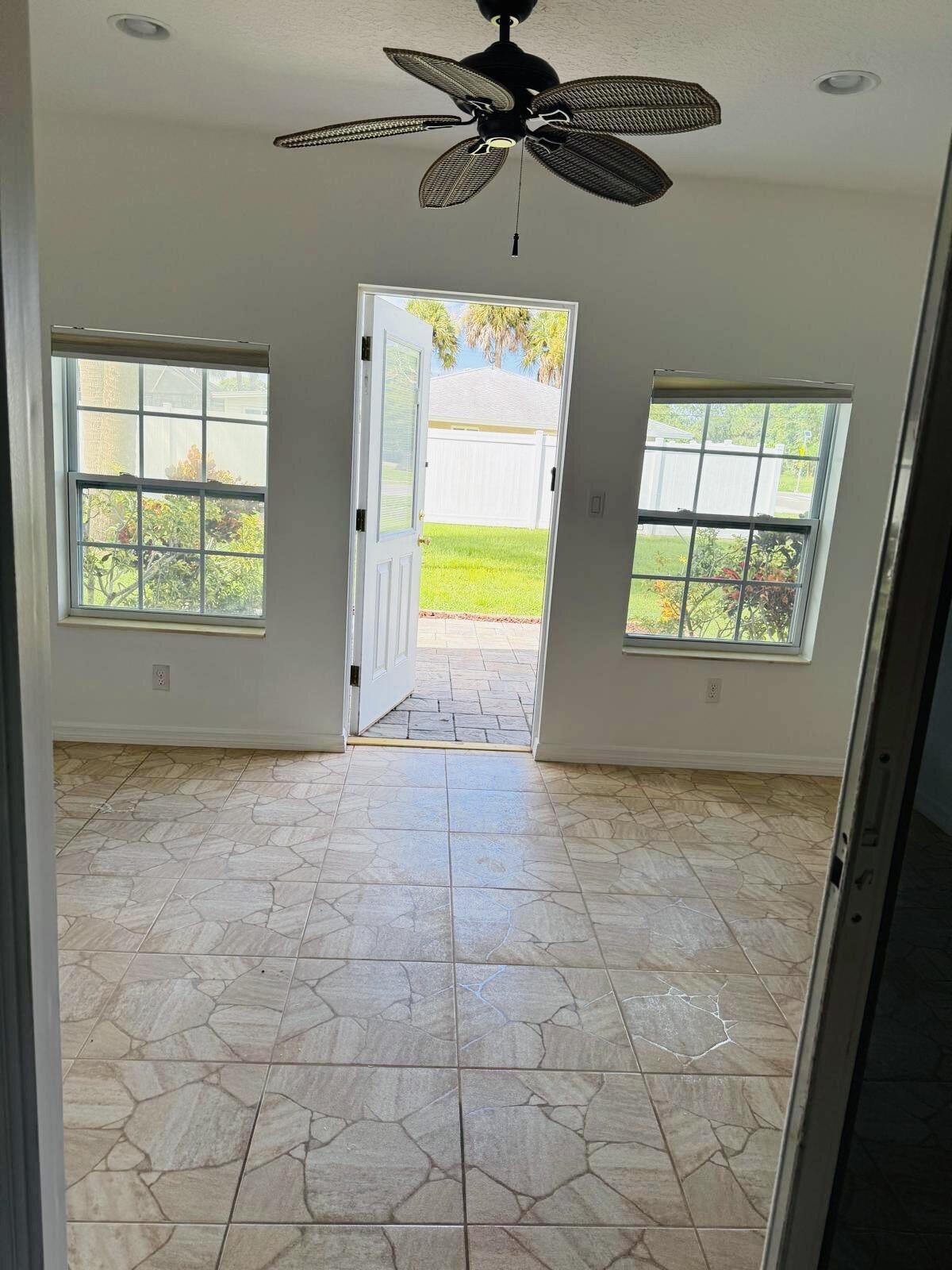 207 Alcantarra Street Northwest Palm Bay, FL 32907 - Photo 6 of 23 20f09a3a-e0d9-45c3-8521-032b2097852b