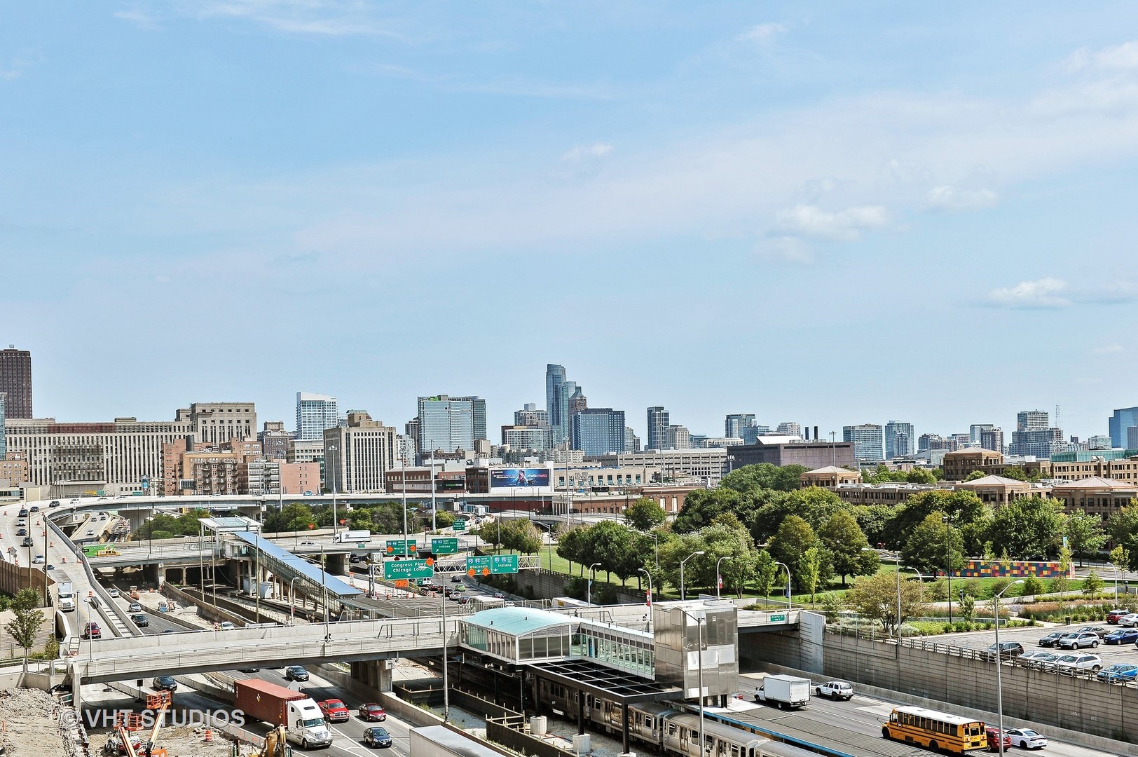 933 West Van Buren Street, Unit 612 Chicago, IL 60607 - Photo 15 of 17 a view of city and a buildings