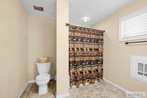 $419,000 | 11260 North 15th East, Idaho Falls, ID 83401