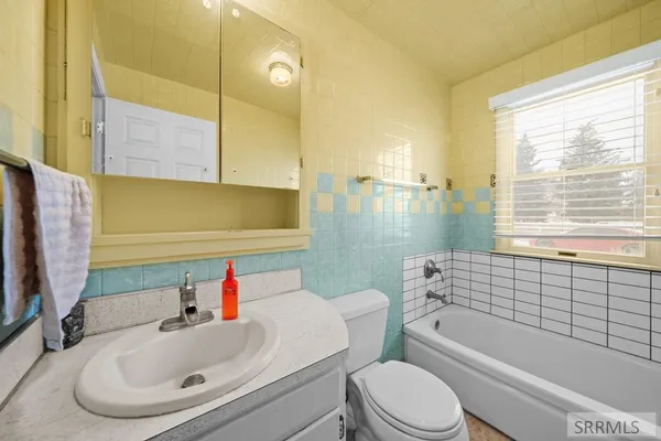 $419,000 | 11260 North 15th East, Idaho Falls, ID 83401