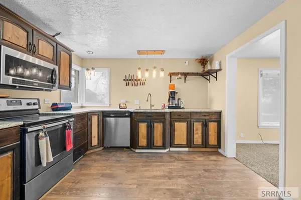 $419,000 | 11260 North 15th East, Idaho Falls, ID 83401