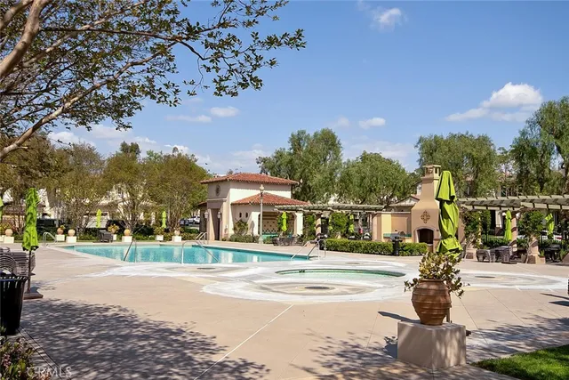 $2,999,888 | 28 Malibu, Irvine, CA 92602