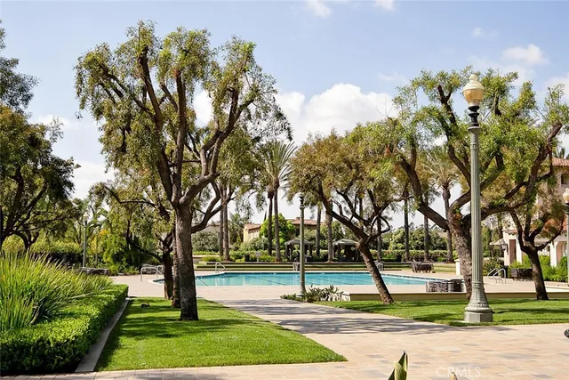 $2,999,888 | 28 Malibu, Irvine, CA 92602