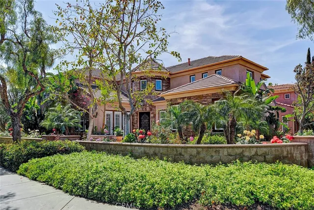 $2,999,888 | 28 Malibu, Irvine, CA 92602