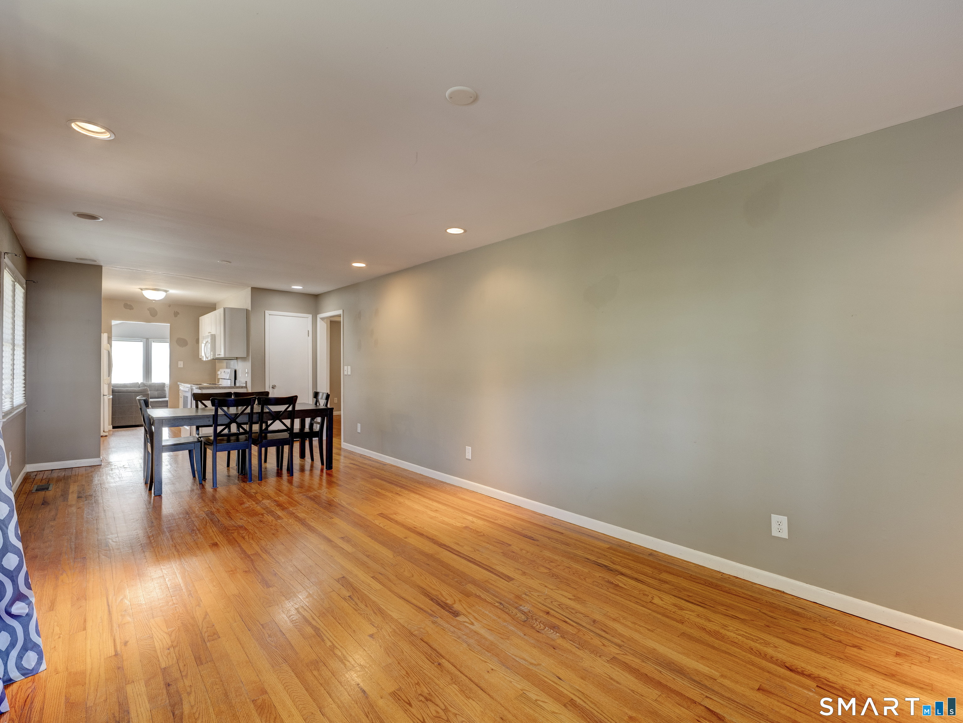 495 Fort Hale Road New Haven, CT 06512 - Photo 12 of 40 Gallery Image 12