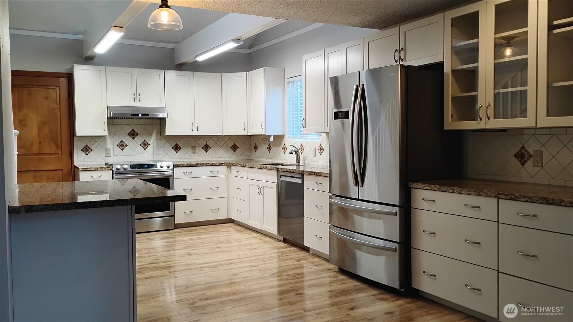 6502 Avondale Road Southwest Lakewood, WA 98499 - Photo 34 of 40 Gallery Image 34
