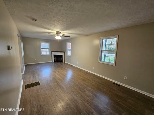 $399,889 | 119 Banks Trail, Kodak, TN 37764