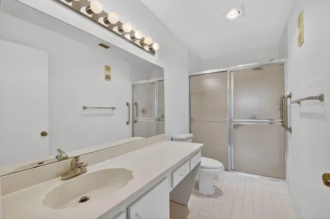 $249,000 | 10231 North Circle Lake Drive, Unit 201, Boynton Beach, FL 33437