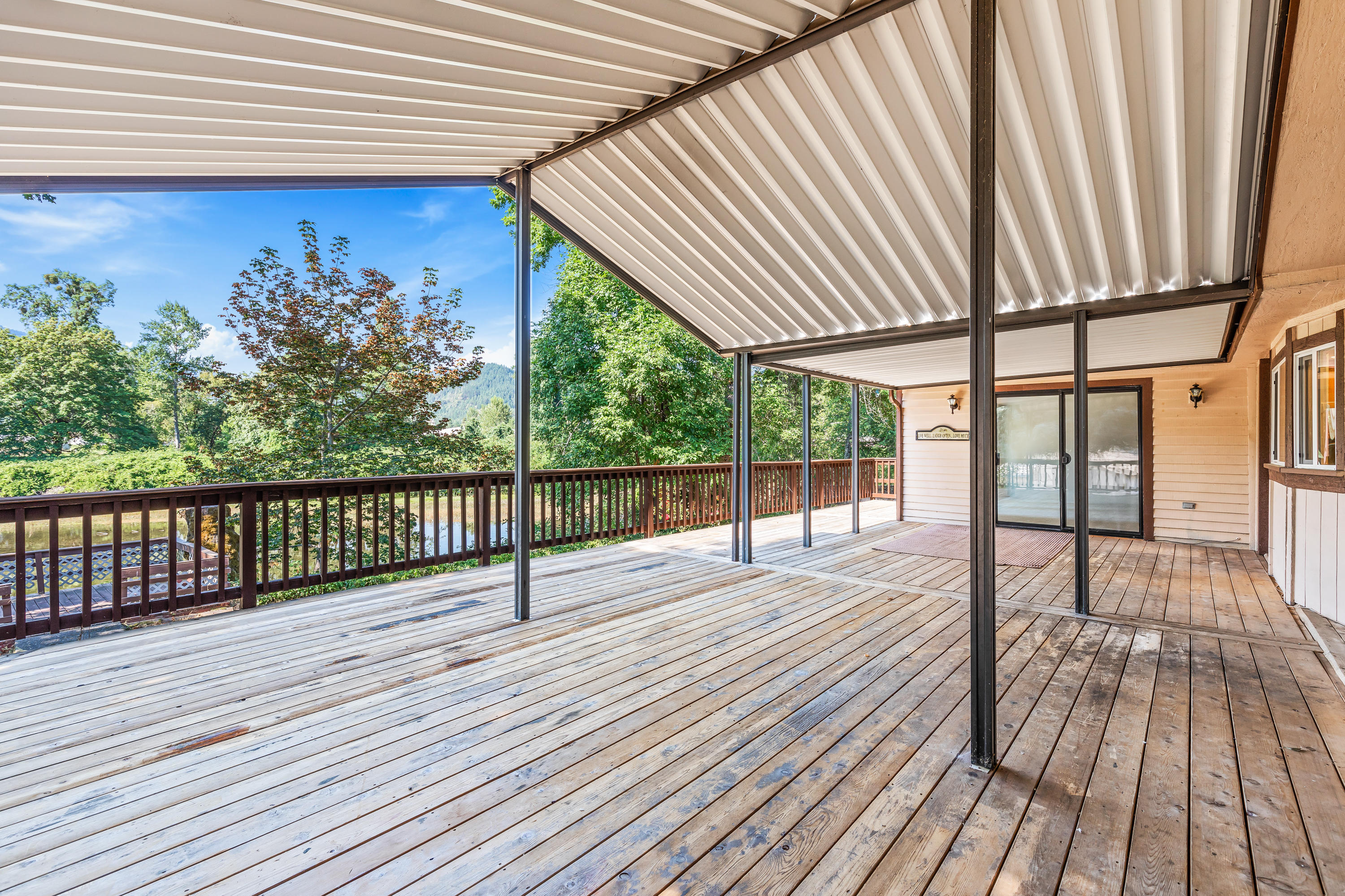 6745 North Applegate Road Grants Pass, OR 97527 - Photo 6 of 82 9R9A9451