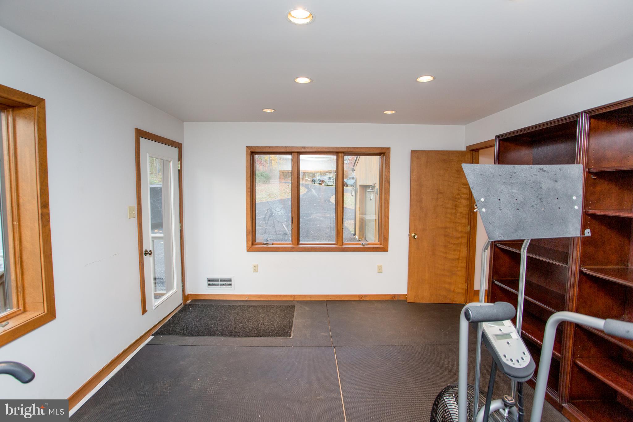 786 Ridge Road Telford, PA 18969 - Photo 85 of 105 office, exercise room, or au pair; private entry