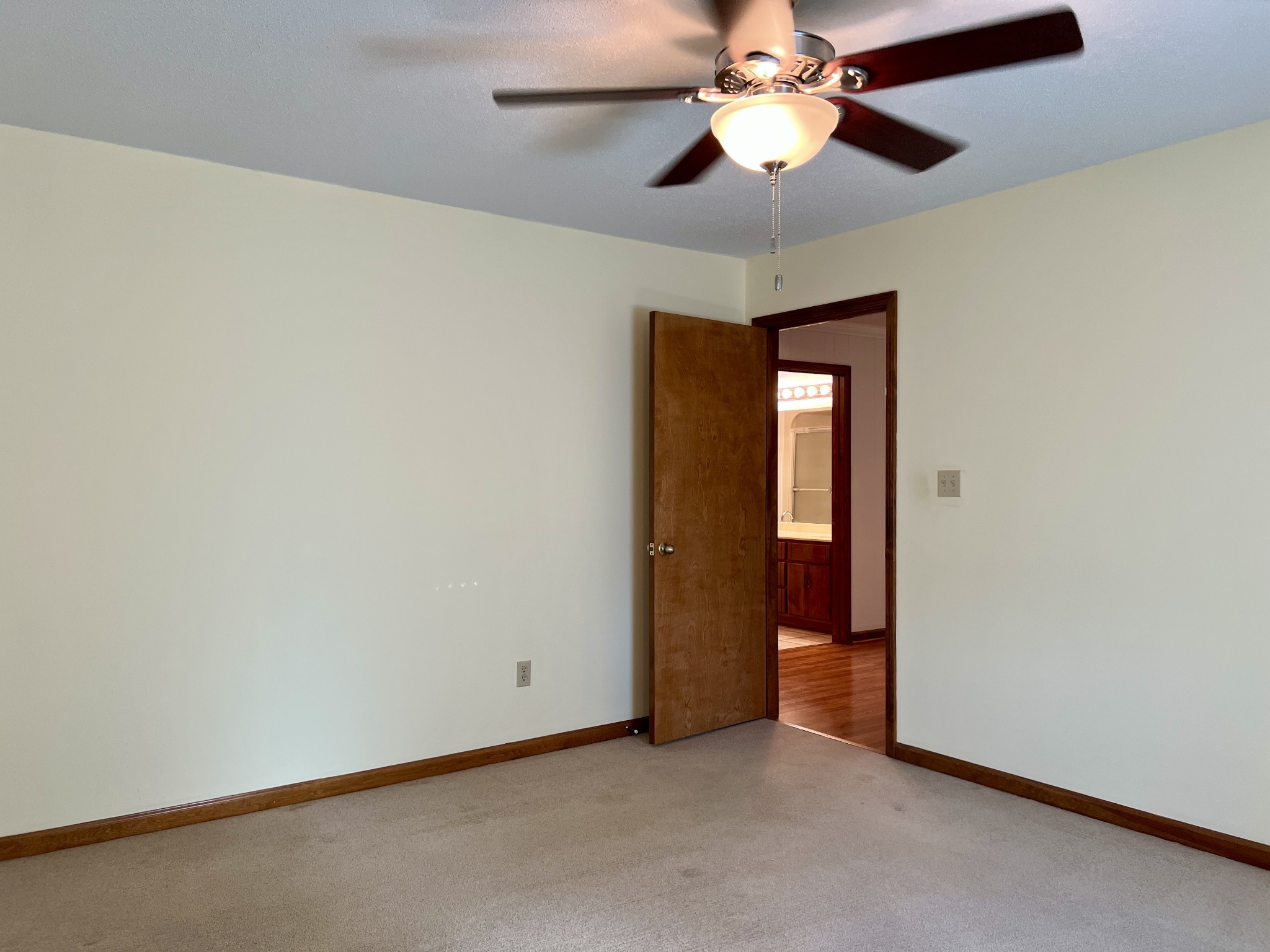 1036 Bowling Green Road Franklin, KY 42134 - Photo 15 of 31