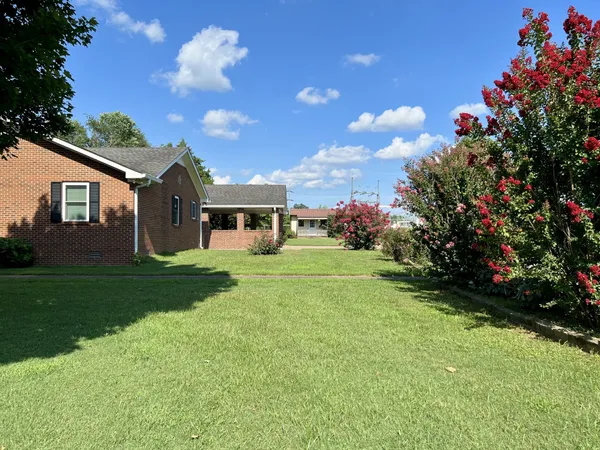 $345,000 | 1036 Bowling Green Road, Franklin, KY 42134