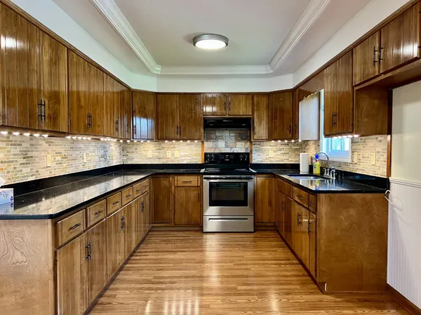 $345,000 | 1036 Bowling Green Road, Franklin, KY 42134