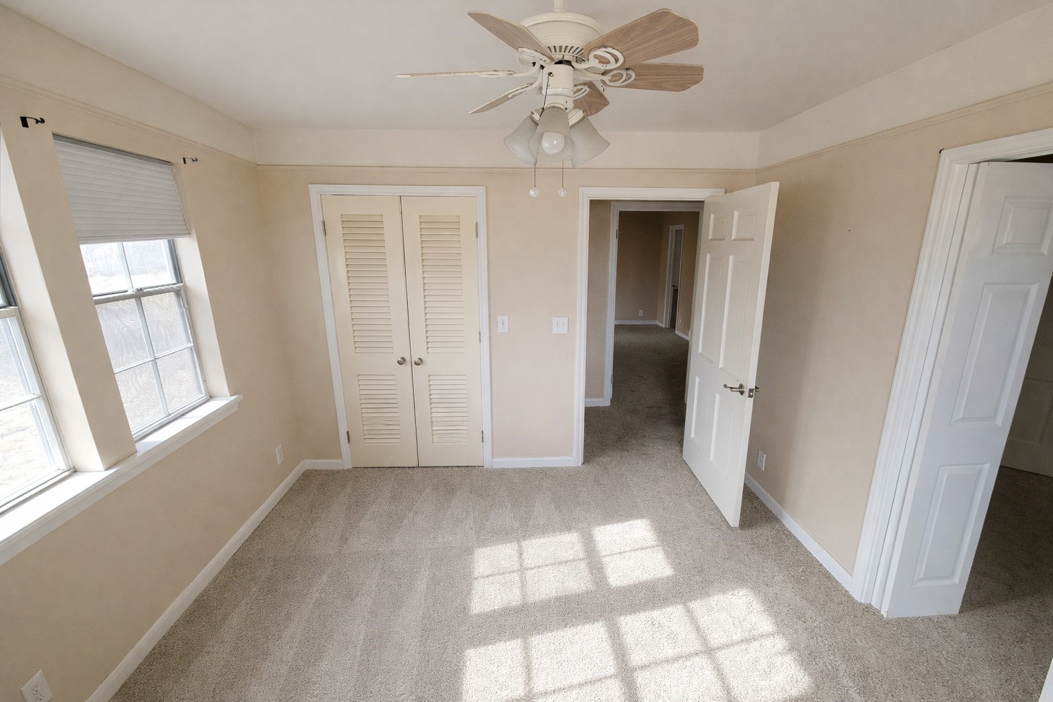 350 Robbie Lee Road Magnolia, TX 77354 - Photo 8 of 9 a view of livingroom with hardwood floor and window