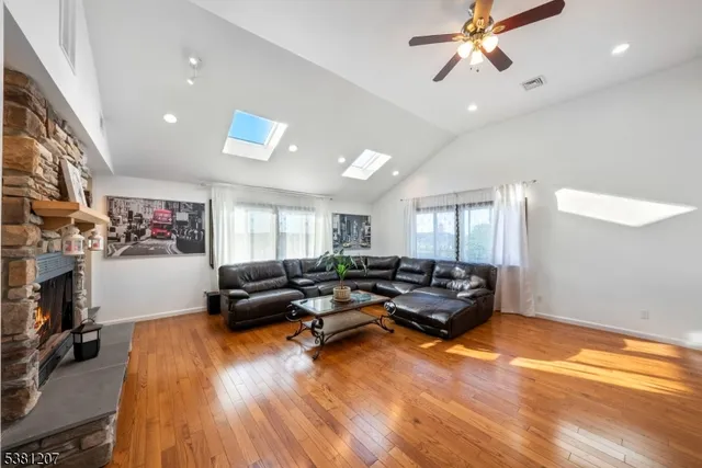 $860,000 | 320 Dixon Avenue, Paterson, NJ 07501