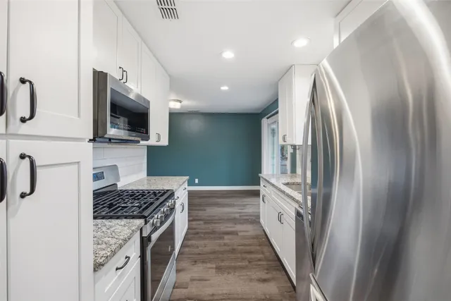 $2,600 | 4810 Creekwood Road, Austin, TX 78723